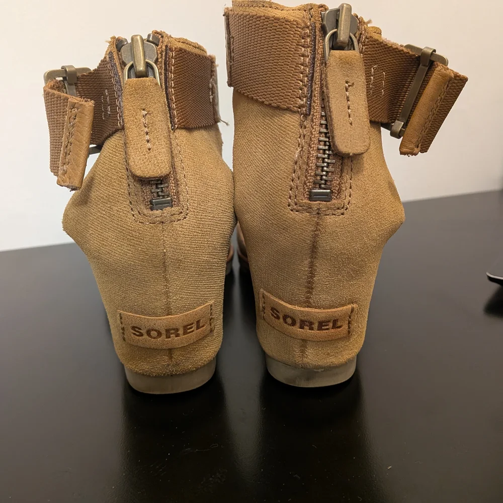 Sorel Brown Wedge Sandals - Picture 3 of 4